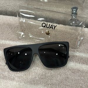 Quay Australia OTL II sunglasses.